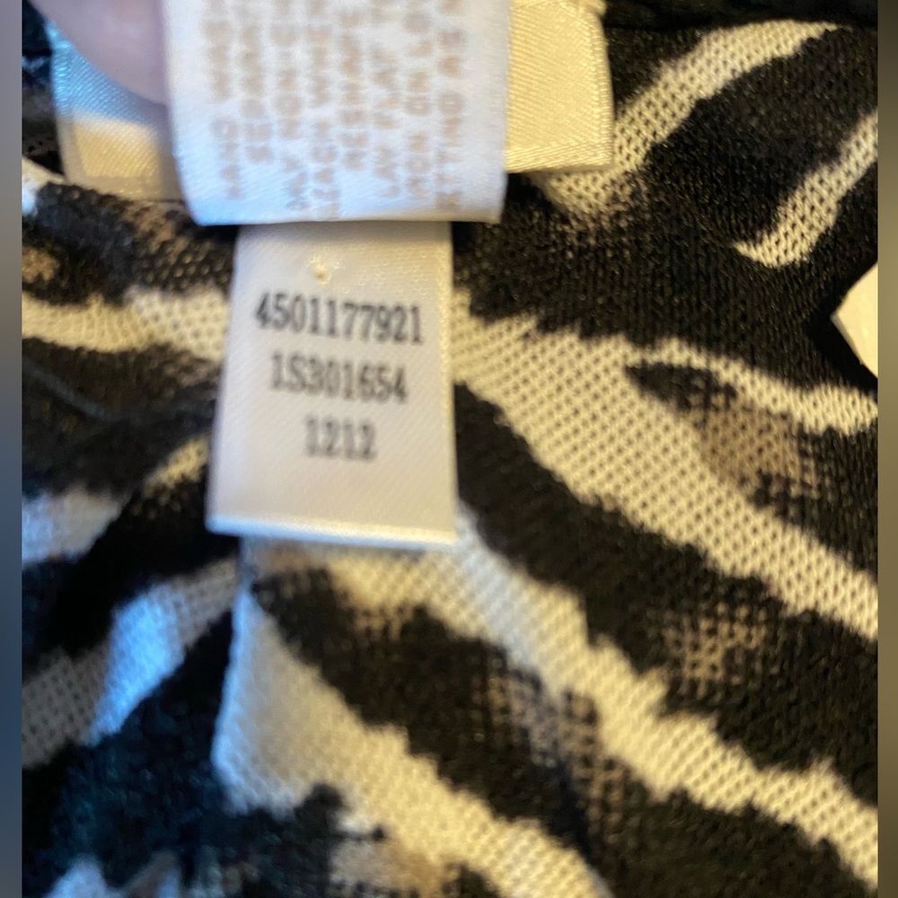 Chico’s Zebra-Lined Kieran Cardigan jacket, Sz 2(Equal to‎ 10-12 or M) - Picture 6 of 10